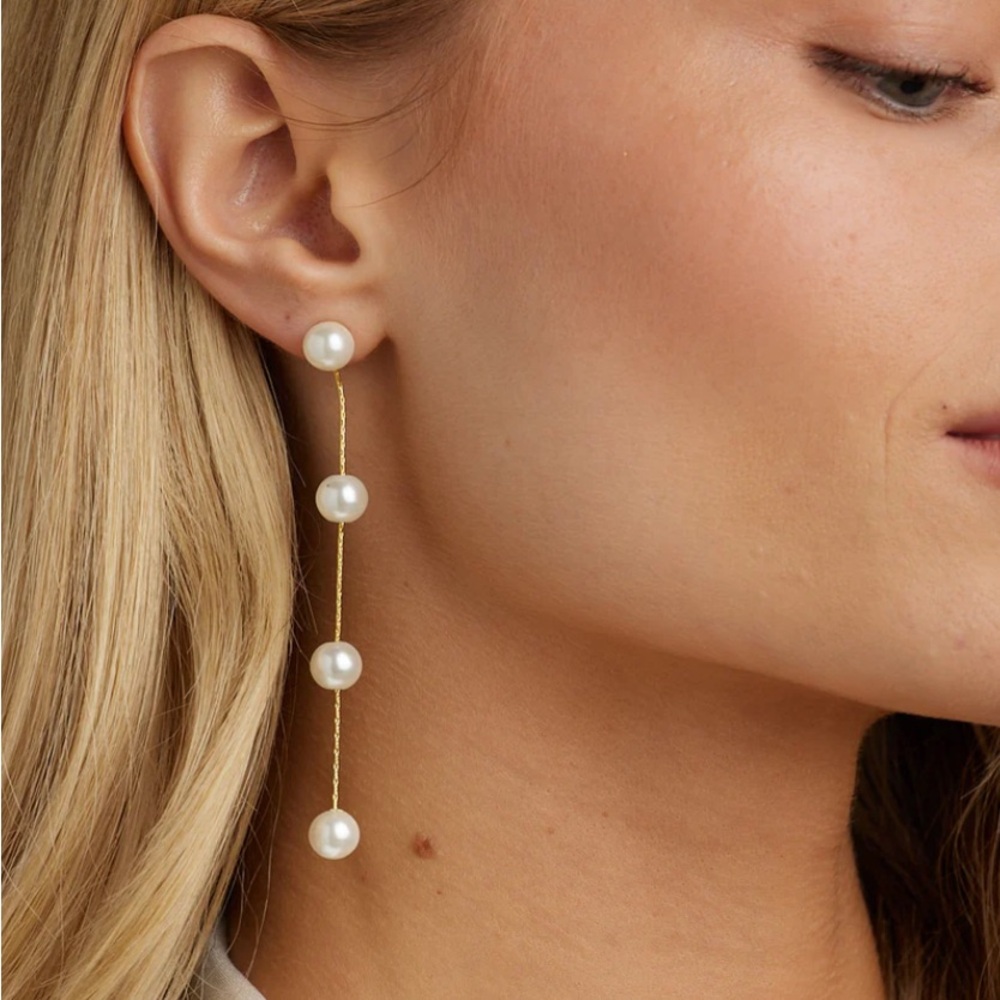 Pearl Drop Earrings